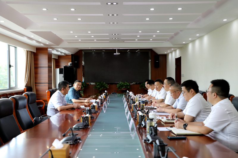 建工控股黨委委員、總會計師王淑德赴公司調(diào)研 - 副本