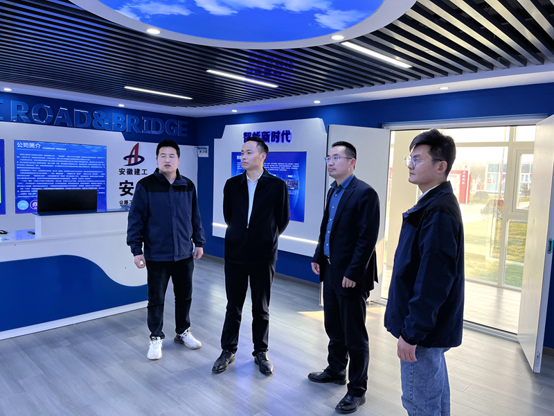 公司黨委副書記、總經(jīng)理張俊到霍邱縣市政基礎(chǔ)設(shè)施提升PPP項目調(diào)研3